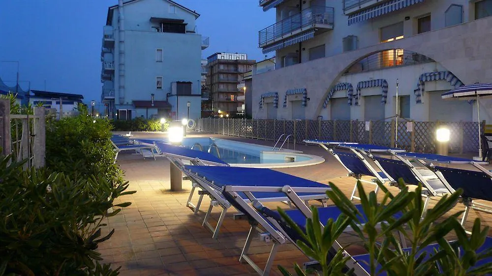 Residence Moderno Lido Di Savio Aparthotel